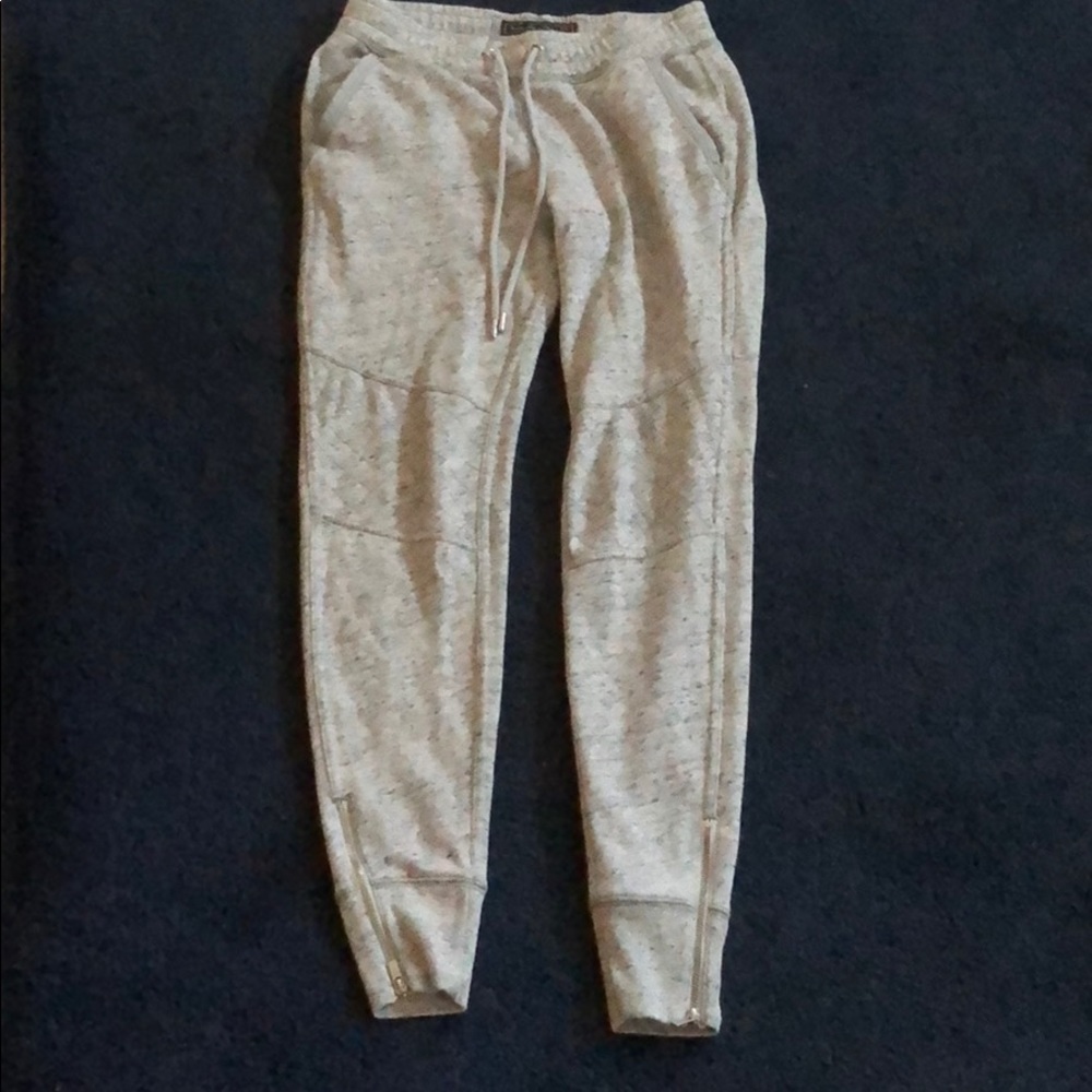 Grey abercrombie & Fitch joggers sweatpants XS